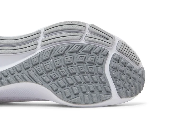Кроссовки Nike Wmns Air Zoom Pegasus 38 'White Metallic Silver'
