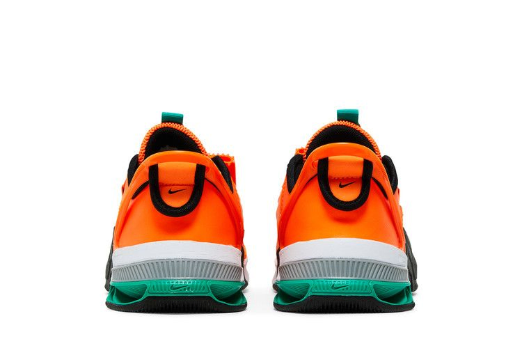 metcon-7-flyease-total-orange-clear-emerald-dh3344-883_05