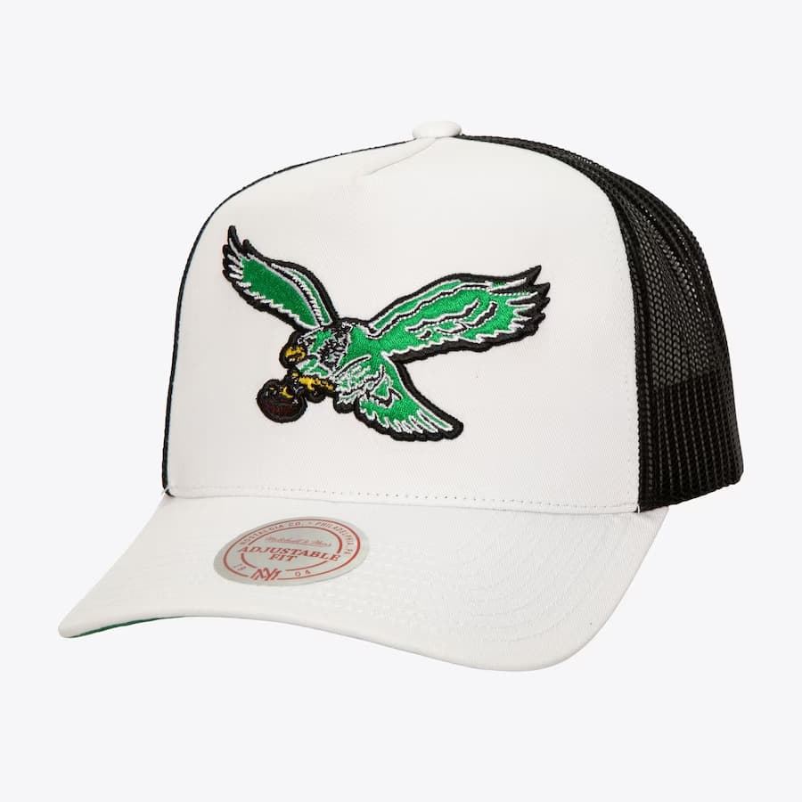 Бейсболка Mitchell & Ness White Philadelphia Eagles Core Trucker Snapback Hat