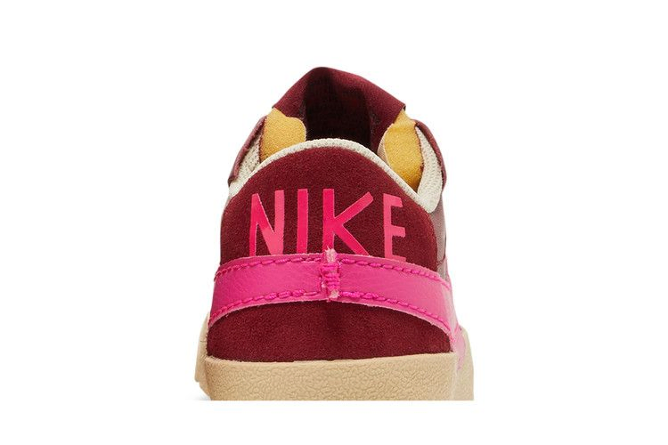 Кроссовки Nike Wmns Blazer Low '77 Jumbo 'Team Red Pink Prime'