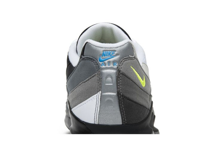 nikecourt-vapor-rf-x-air-max-95-greedy-ao8759-077_06