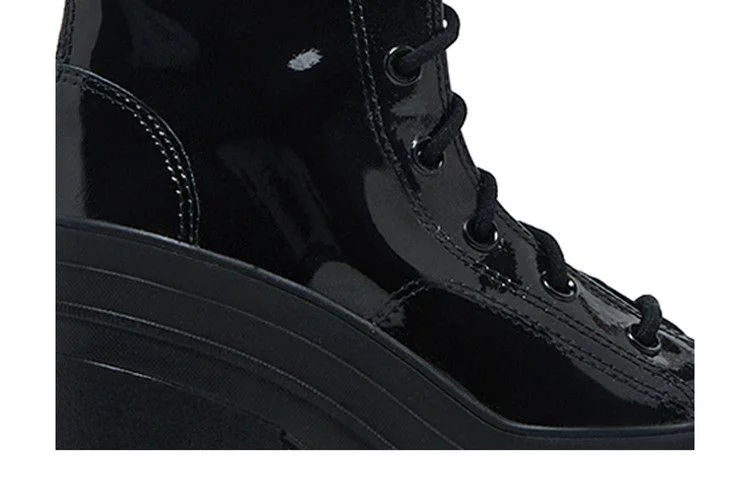 Кроссовки Converse Wmns Chuck 70 De Luxe Heel XX Platform High 'Triple Black Patent'