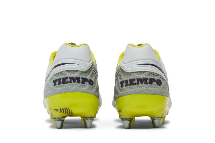 Кроссовки Nike Wmns Tiempo Legend 6 SG Pro ACC 'Pure Platinum'