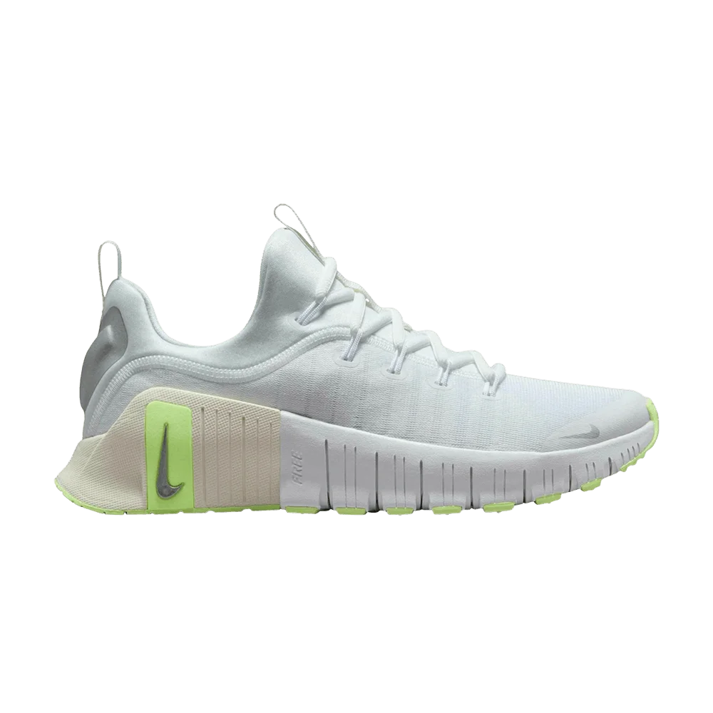 Krossovki-Nike-Wmns-Free-Metcon-6-White-Metallic-Silver