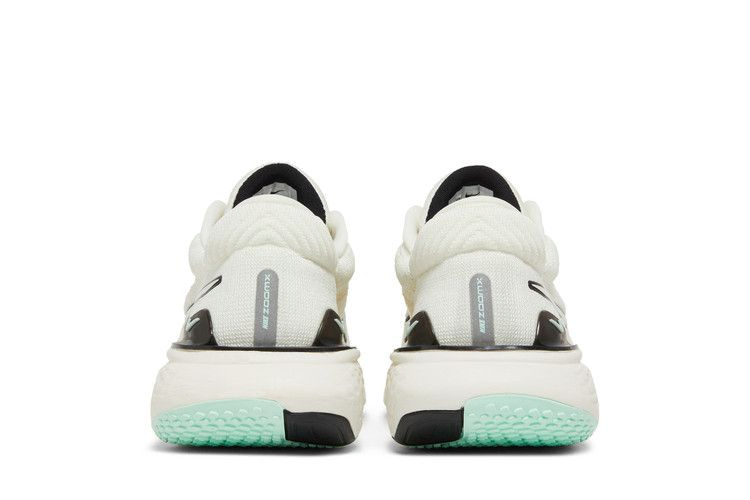 Кроссовки Nike ZoomX Invincible Run Flyknit 2 'Sail'