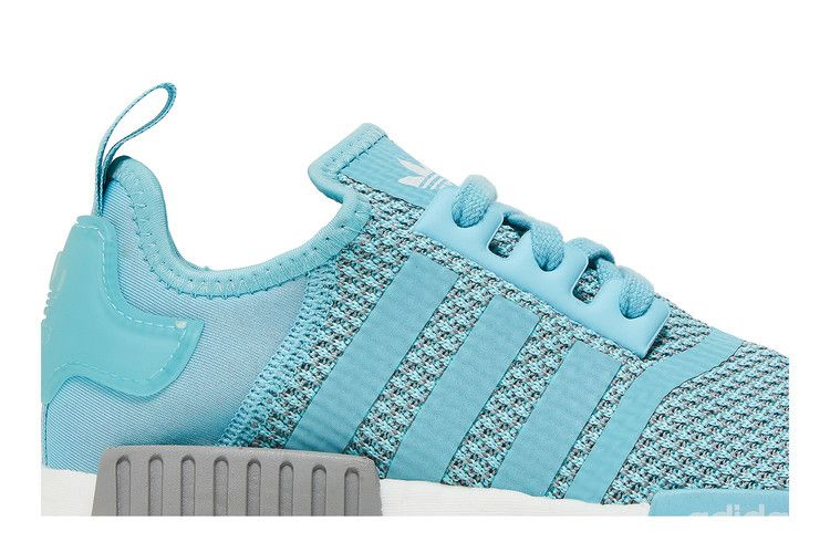 nmd_r1-hazy-sky-h01918_01