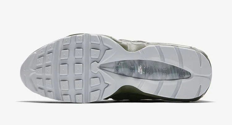 Кроссовки Nike Air Max 95 Essential 'Cargo Khaki'
