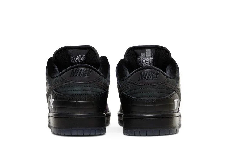 Кроссовки Familia x Nike Dunk Low Pro QS SB 'First Avenue'