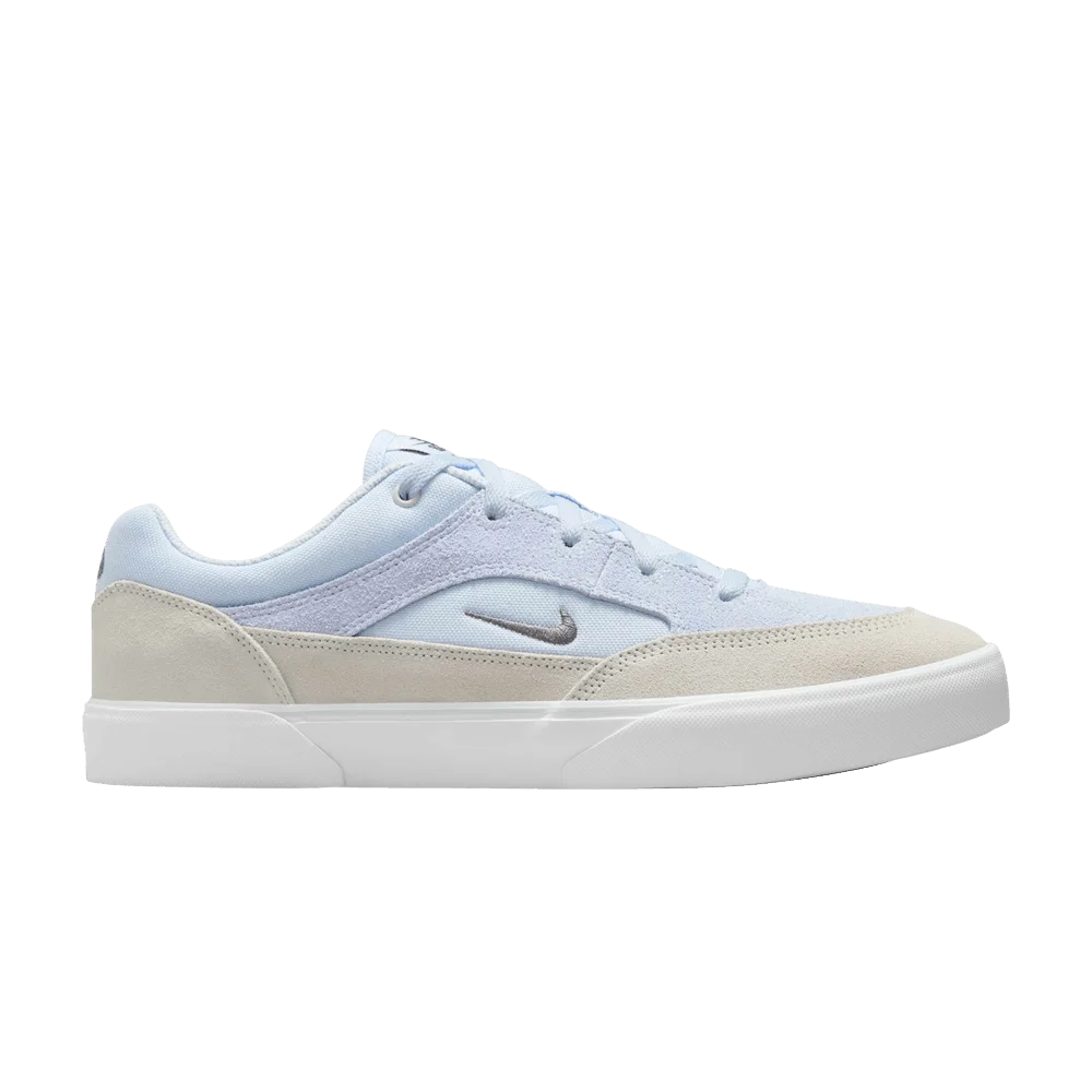 Krossovki-Nike-Malor-SB-Football-Grey-Photon-Dust