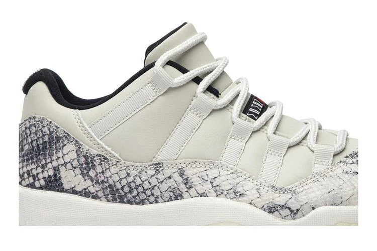 Krossovki-Air-Jordan-11-Retro-Low-Light-Bone-Snakeskin-1