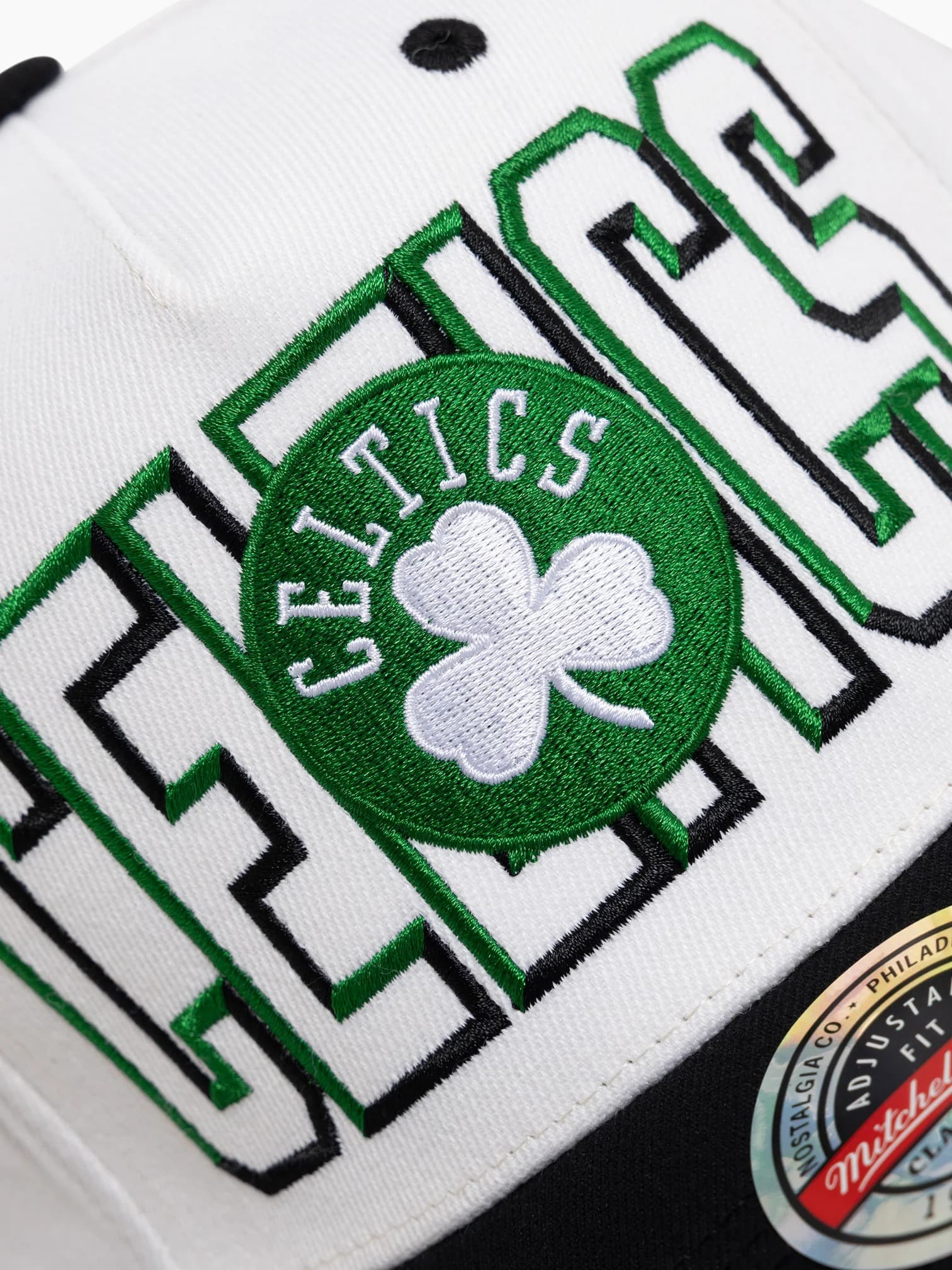 Mitchell-Ness-Boston-Celitcs-Bevel-Classic-Stretch-NBA-Snapback-3