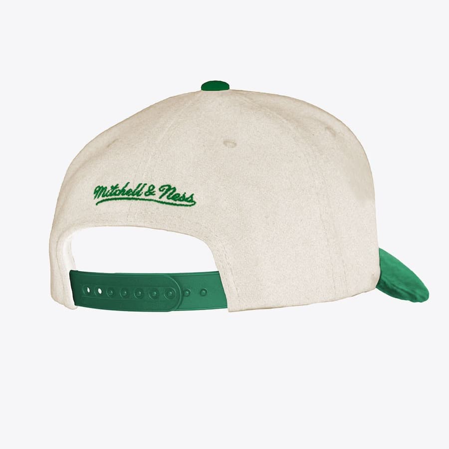 Бейсболка Mitchell & Ness White Philadelphia Eagles Corduroy Pro Snapback Hat