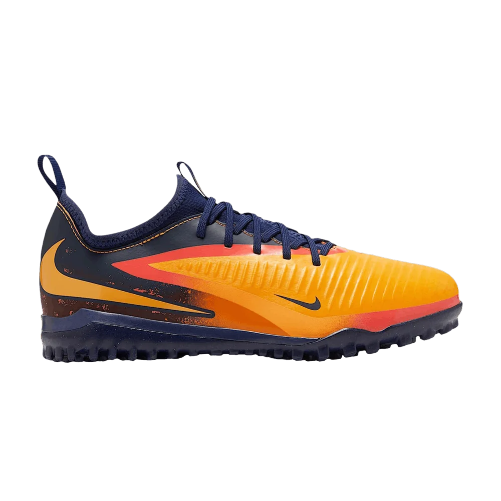 Krossovki-Erling-Haaland-x-Nike-Phantom-6-Low-Academy-TF-GS-Precision-Under-Pressure