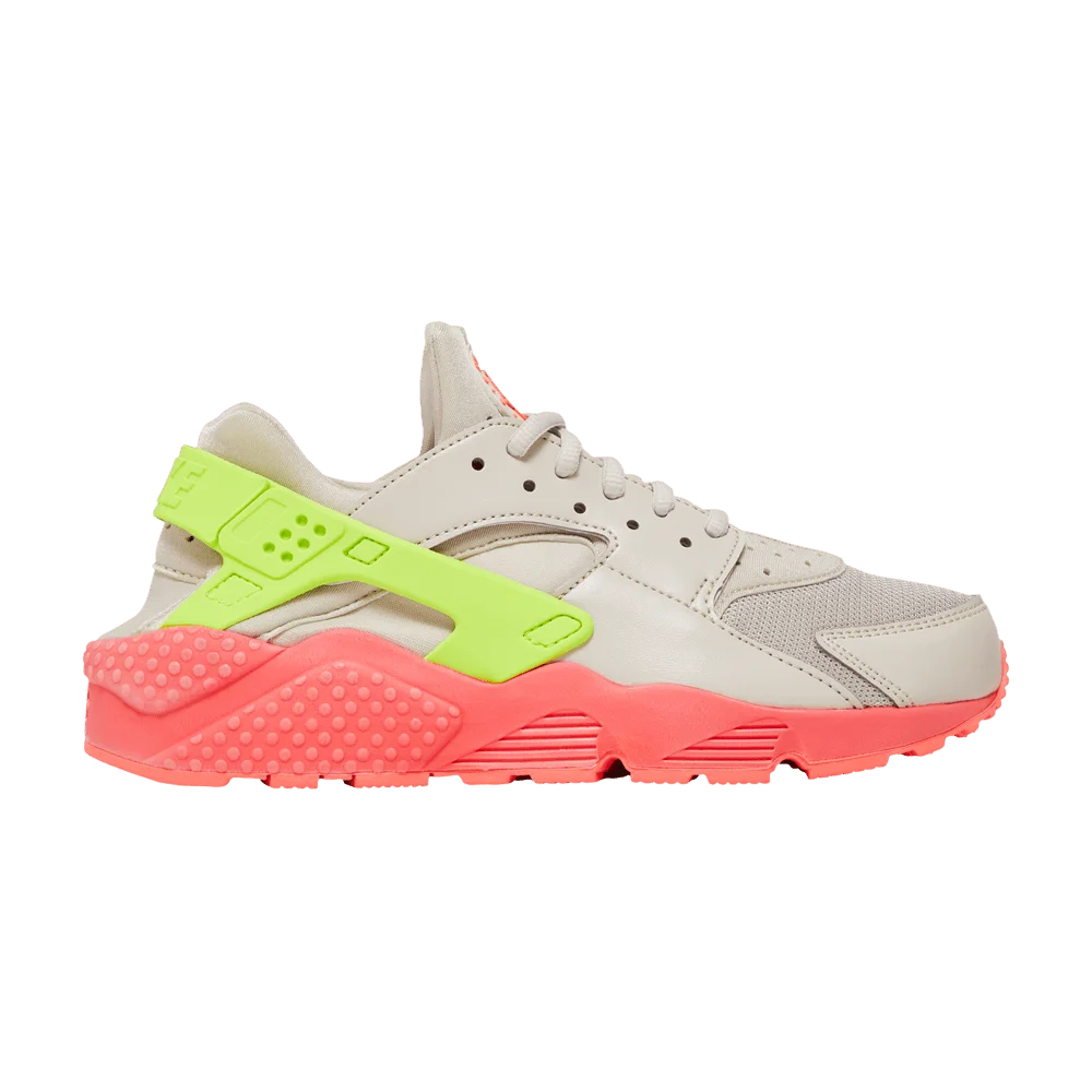 Krossovki-Nike-Wmns-Air-Huarache-Run-Desert-Sand-1