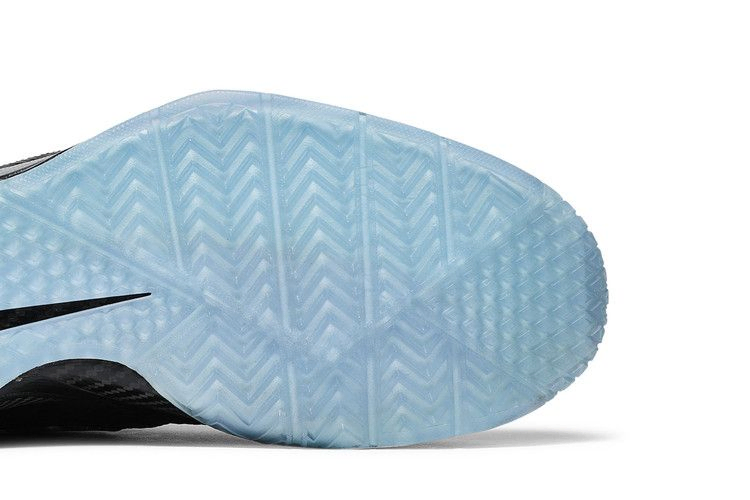 zoom-kobe-1-prelude-640221-001_04