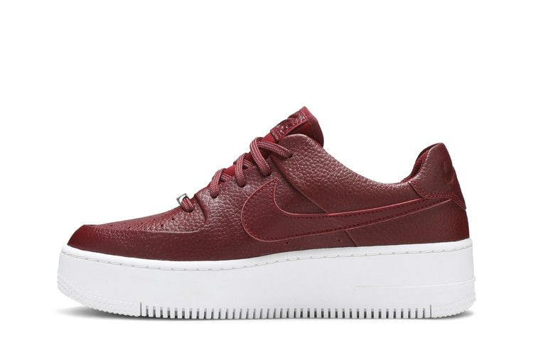 wmns-air-force-1-sage-low-team-red-ar5339-602_02