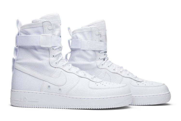 special-field-air-force-1-white-903270-100_07