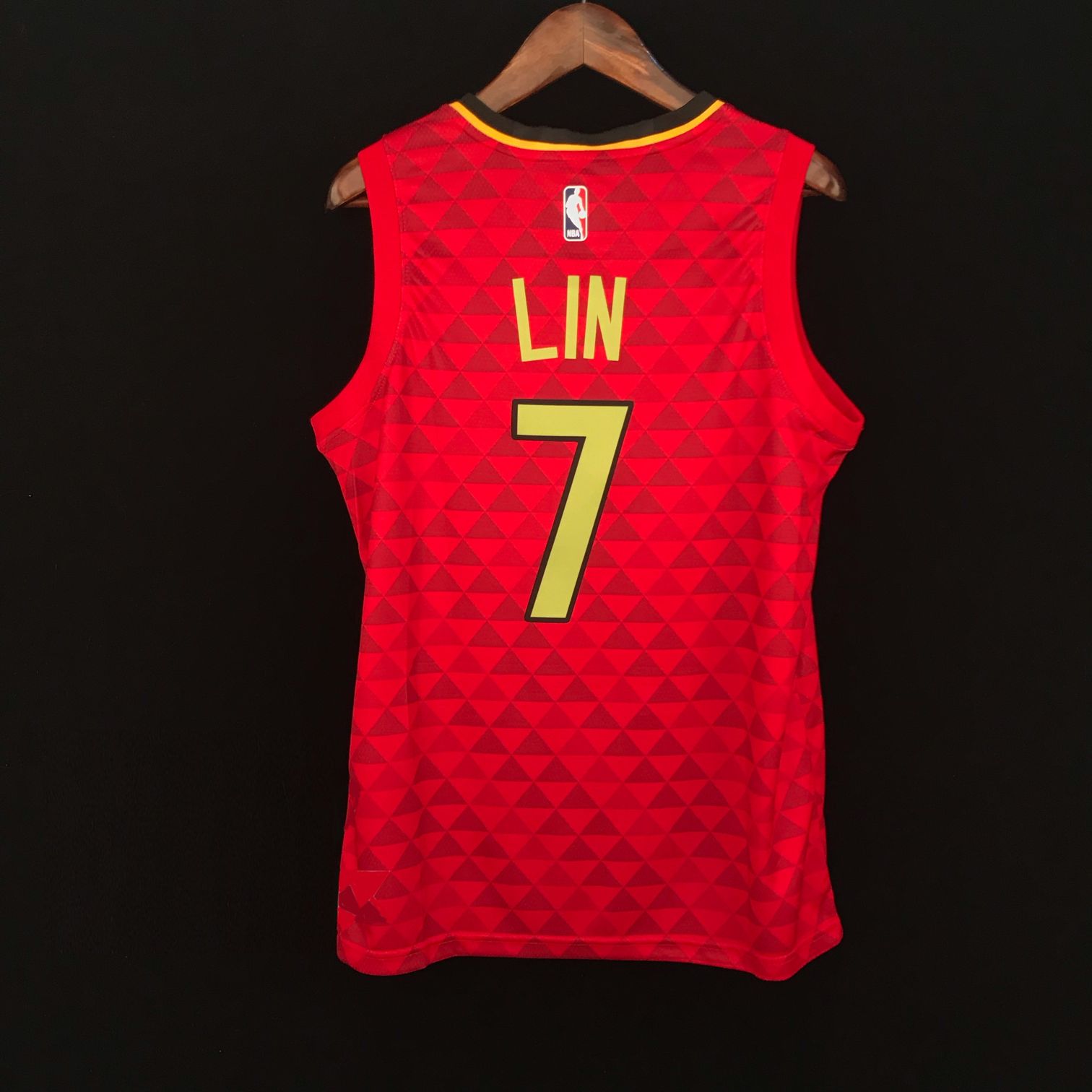 Баскетбольная джерси 2018-19 Jeremy Lin Atlanta Hawks #7 Statement Red
