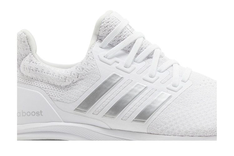 ultraboost-dna-5-0-cleat-white-silver-metallic-id9622_01