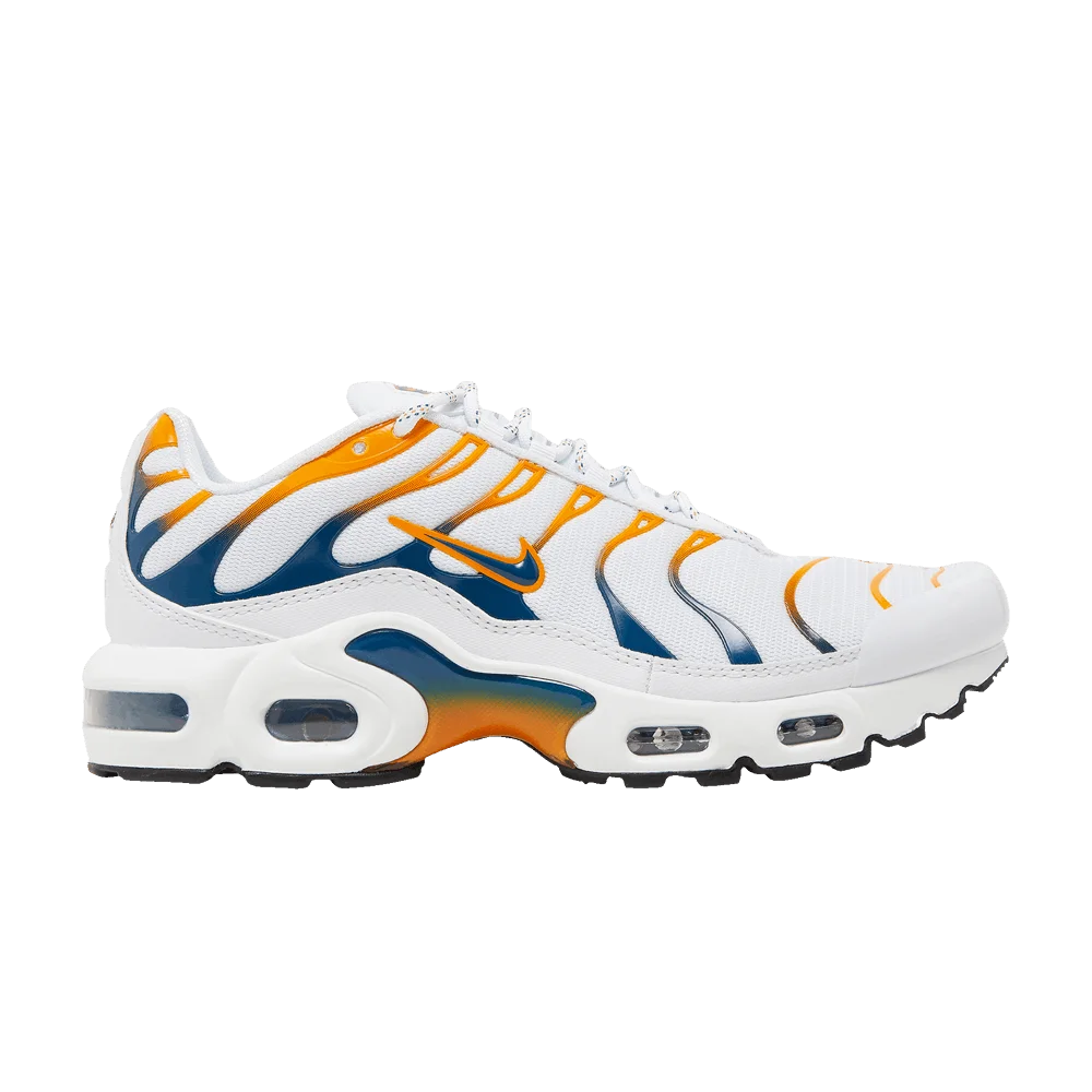Krossovki-Nike-Air-Max-Plus-GS-White-Kumquat-Marina