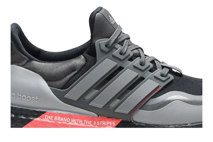 Krossovki-adidas-UltraBoost-All-Terrain-Shock-Red-1