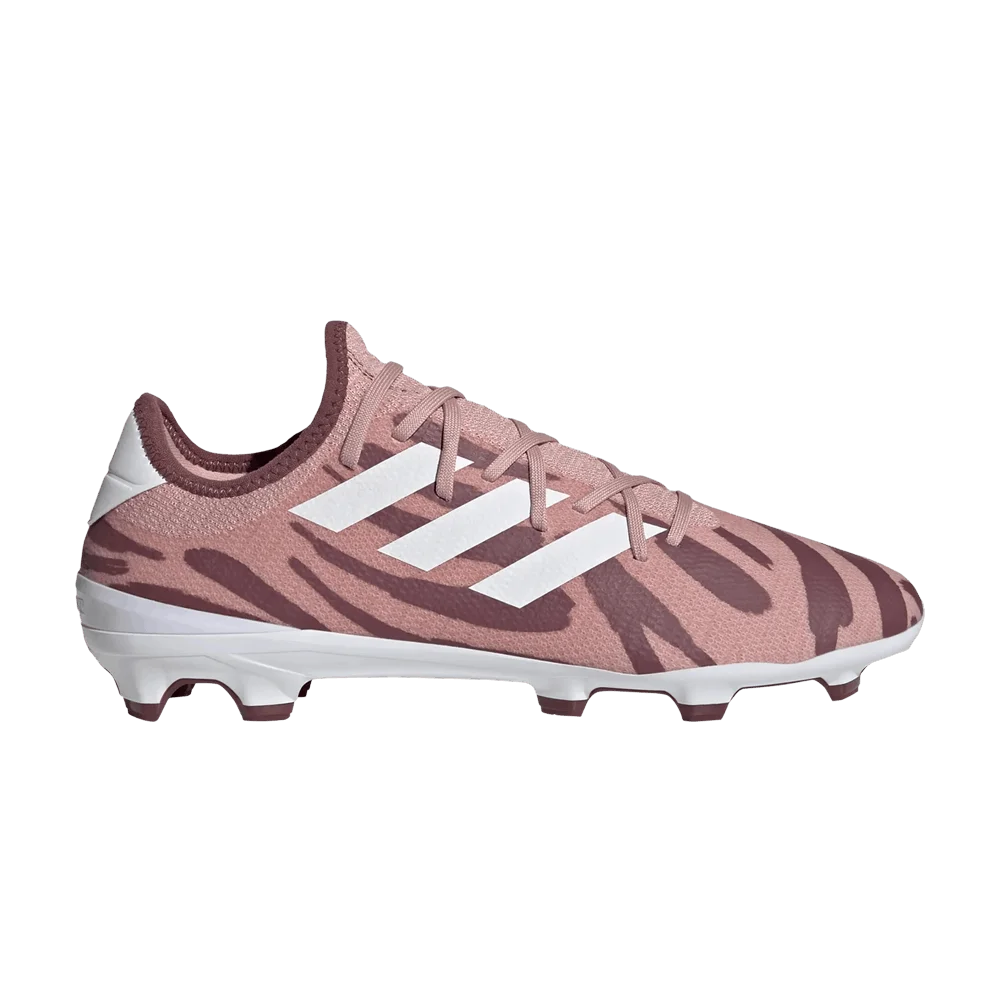 Krossovki-Kris-Andrew-Small-x-adidas-Gamemode-Knit-FG-Pride-Wonder-Mauve