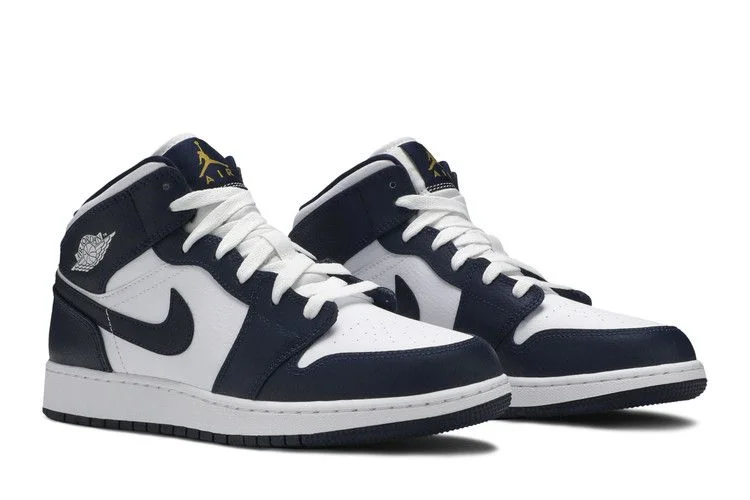 Krossovki-Air-Jordan-1-Mid-GS-Obsidian-7