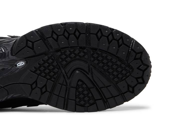 Кроссовки Comme des Garçons Homme x New Balance 1906R 'Black'