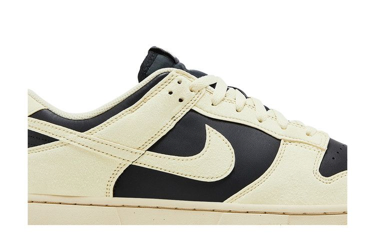 Кроссовки Nike Wmns Dunk Low Next Nature 'Coconut Milk Black'