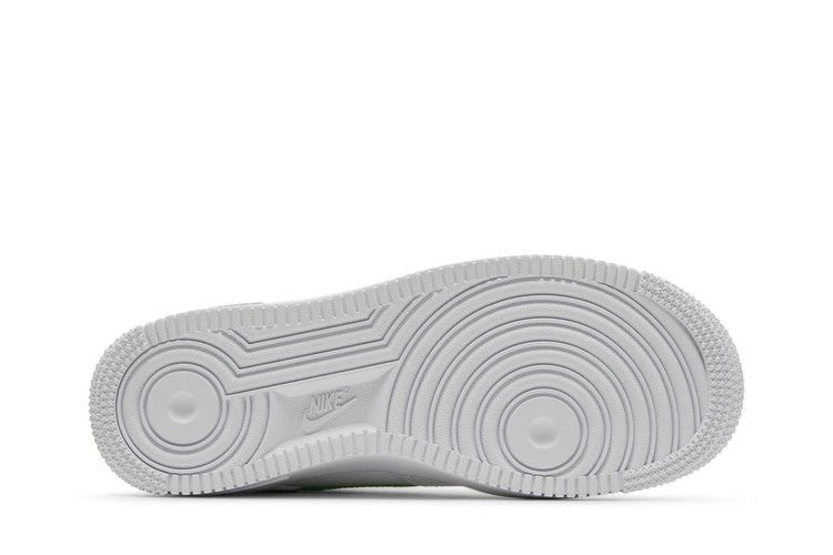wmns-air-force-1-07-white-green-glow-315115-164_03