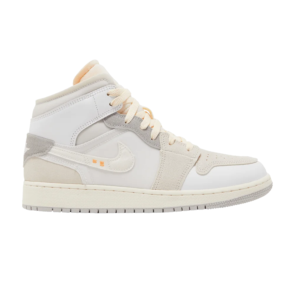 Krossovki-Air-Jordan-1-Mid-SE-Craft-GS-Inside-Out