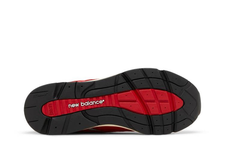 Кроссовки Kith x New Balance 1700 'Canada Pack - Rococco Red'