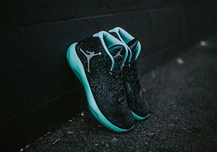Krossovki-Air-Jordan-Ultra-Fly-1