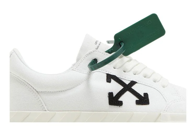 Krossovki-Off-White-Vulc-Sneaker-White-Black-1