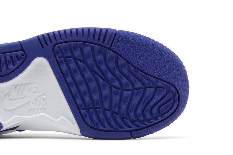 Кроссовки Air Jordan Max Aura 5 GS 'White Radiant Blue'