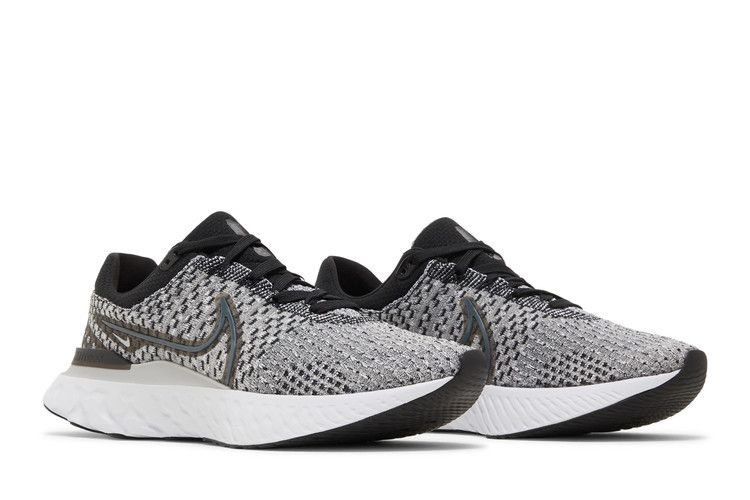 react-infinity-run-flyknit-3-black-grey-fog-dh5392-006_07