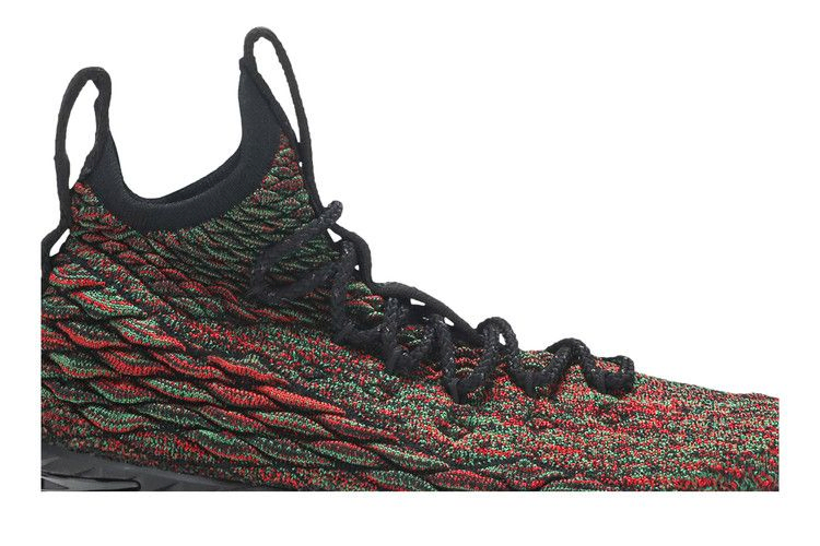 lebron-15-bhm-gs-943762-900_01