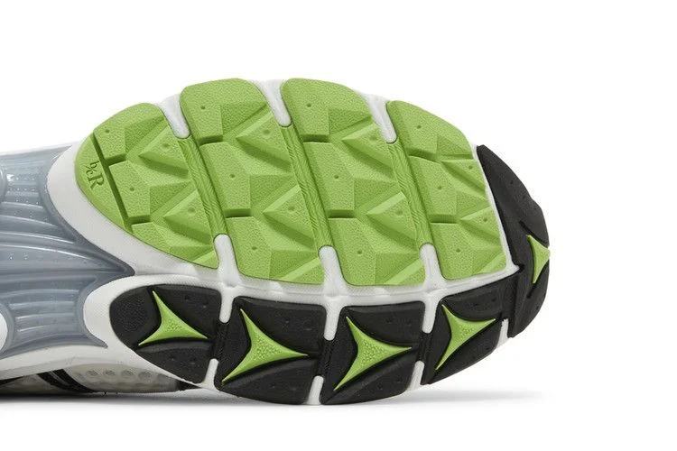 Кроссовки Saucony ProGrid Triumph 4 'Otherworld'