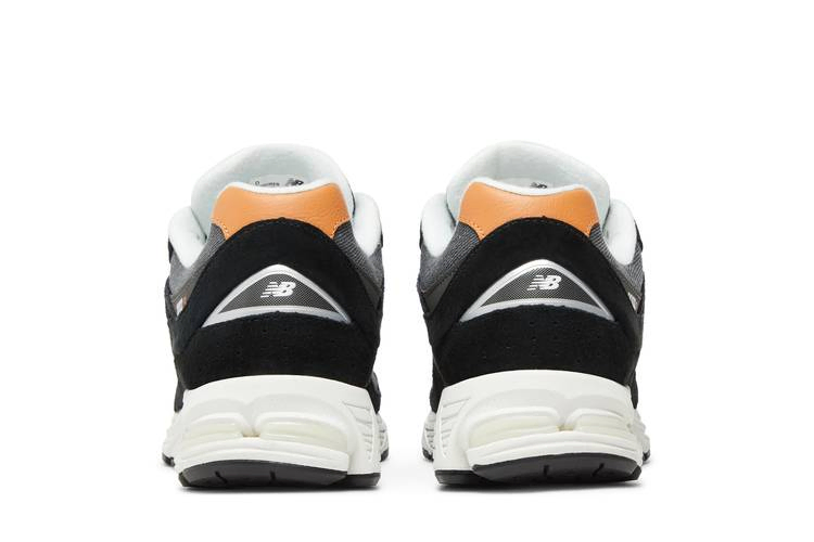 Кроссовки New Balance 2002R 'Black Sepia'