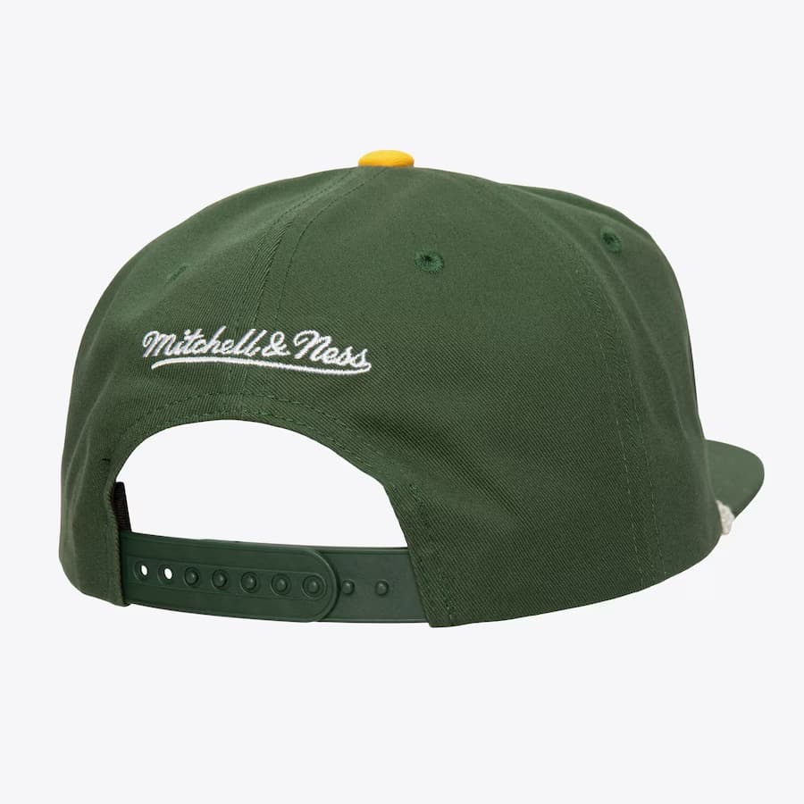 Mitchell-Ness-Green-Athletics-Radiant-Lines-Deadstock-Snapback-Hat-1