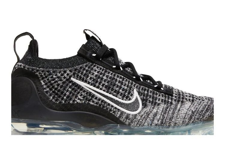 Krossovki-Nike-Wmns-Air-VaporMax-2021-Flyknit-Oreo-1