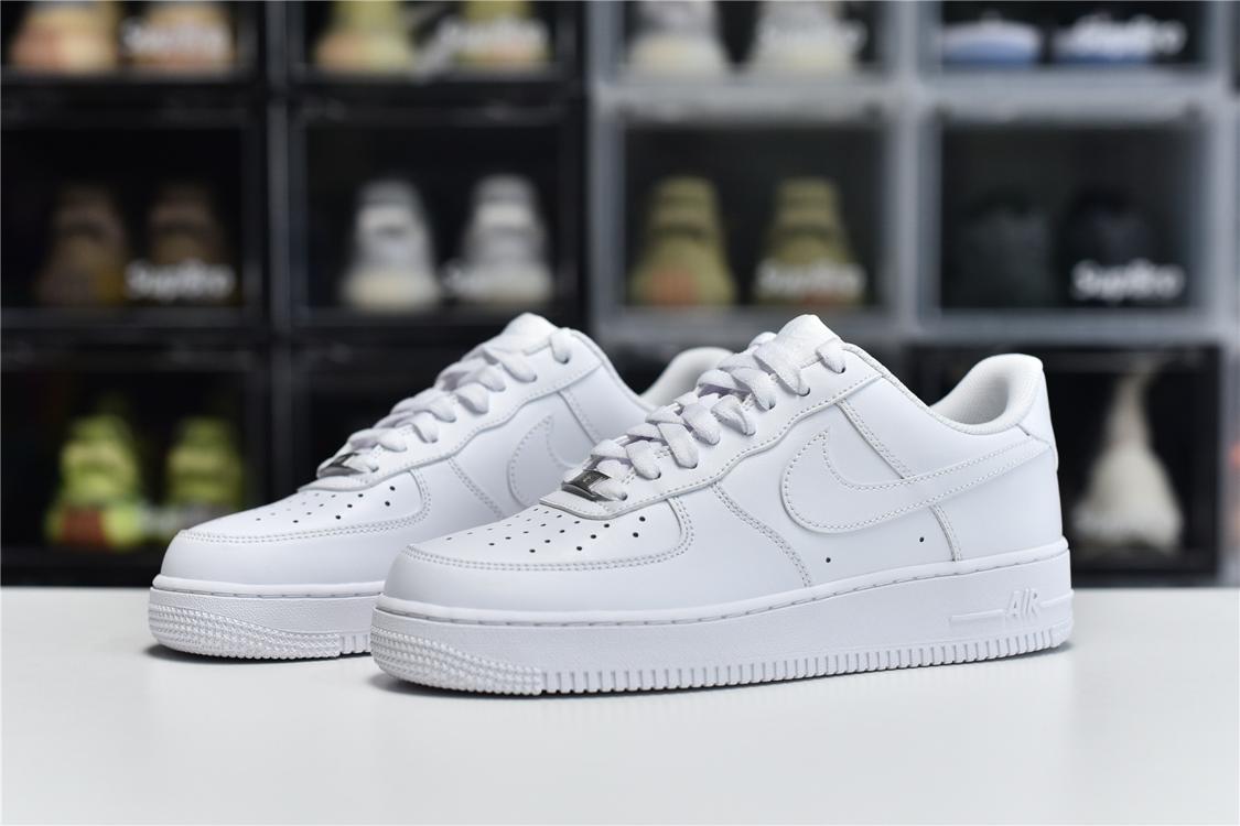 Nike-Air-Force-1-Low-White-07-7