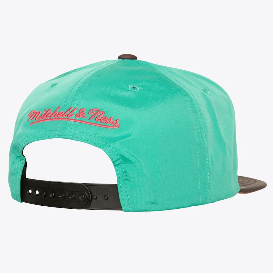 Mitchell-Ness-San-Antonio-Spurs-Hardwood-Classics-Heat-Up-Snapback-Hat-1