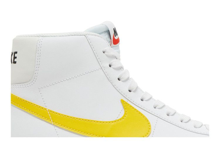 blazer-mid-77-gs-white-pecan-vivid-sulfur-da4086-103_01