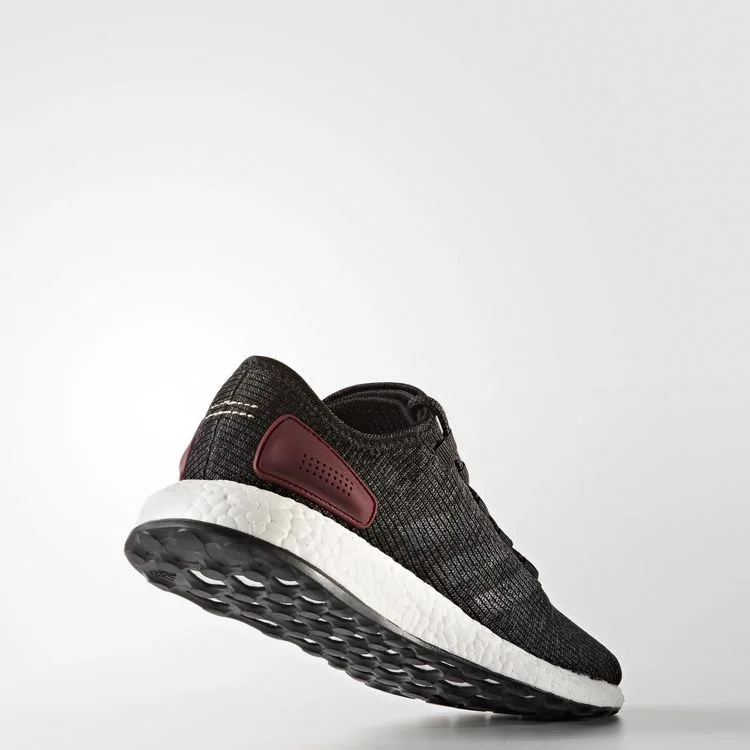 Krossovki-Adidas-PureBoost-Black-2