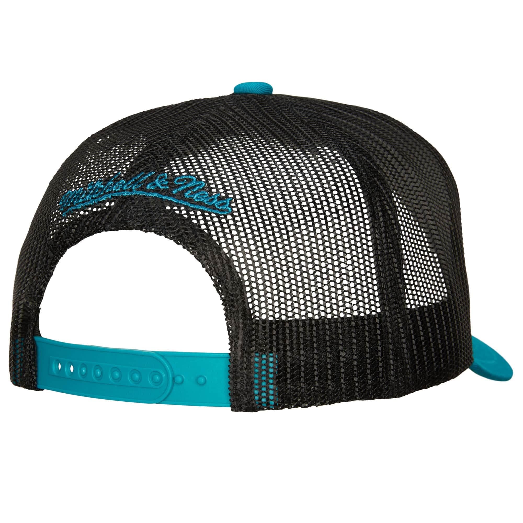 Mitchell-Ness-Truck-It-Trucker-Snapback-HWC-Detroit-Pistons-Hat-1