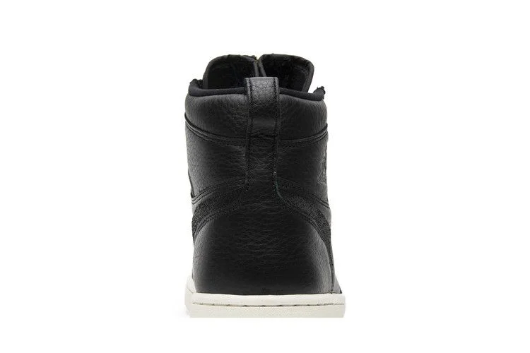 Кроссовки Wmns Air Jordan 1 Retro High Zip 'Black'