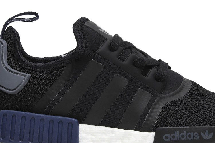 Кроссовки adidas NMD_R1 'Sports Heritage'