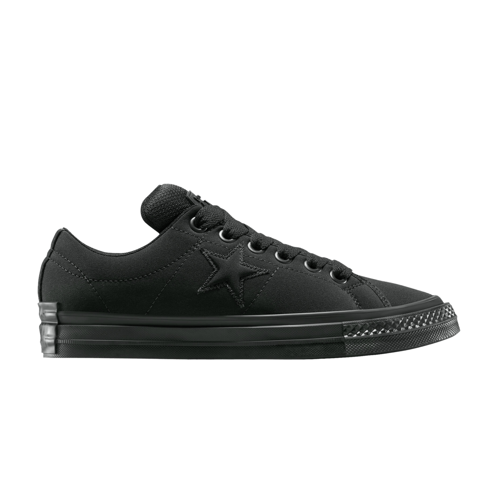 one-star-low-puff-triple-black-a14954c