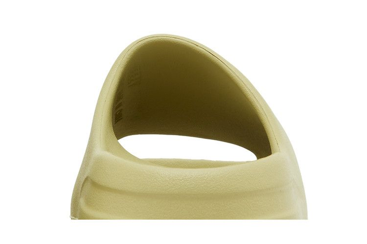 Кроссовки adidas Yeezy Slides 'Resin' 2022